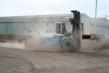 Forktrucks reach 38,000 hours of unfailing service in most challenging conditions
