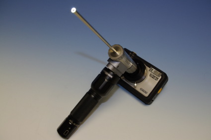Quick fit endoscope camera speeds image capture  