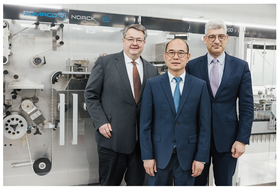 Jens Torkel and Linbin Zeng appointed new Managing Directors of the Romaco Group
